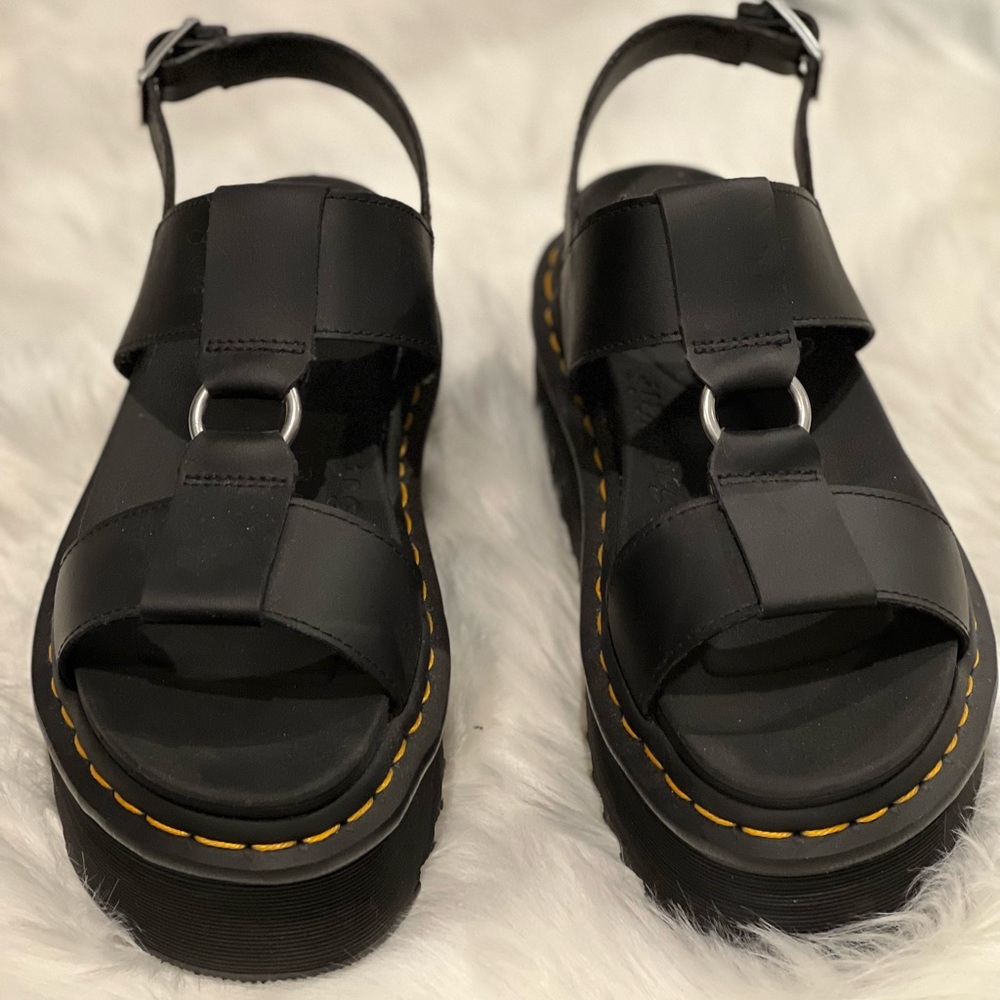 Doc Martens Francis Sandals
